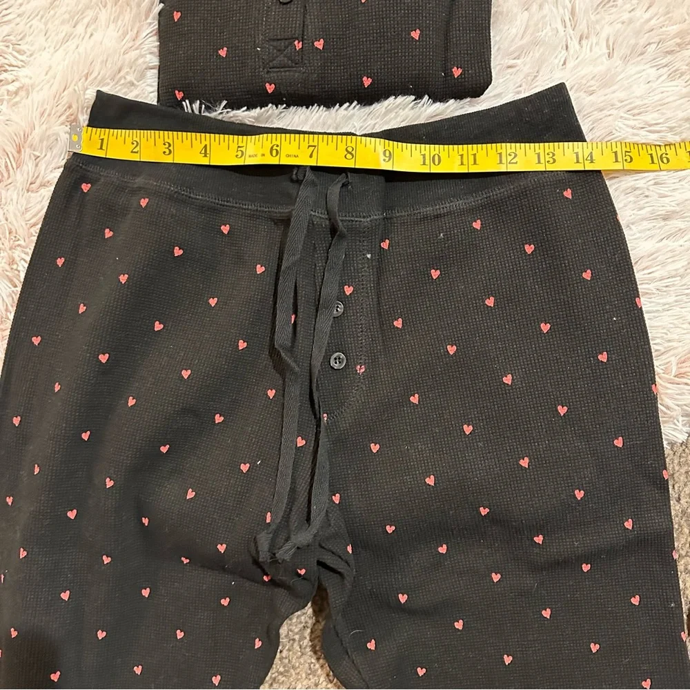 Revolve Plush hearts pajama set new XL - Picture 5 of 9